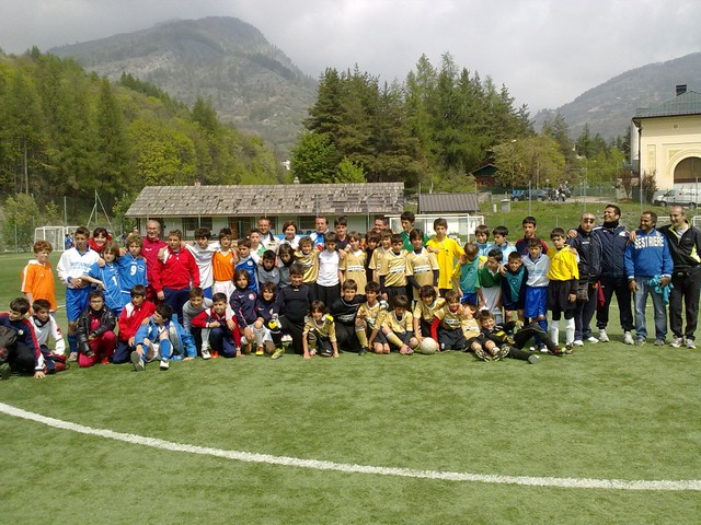 La polisportiva Bardonecchia (juventus) in contra i Convitti