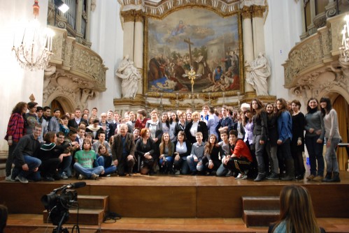 Foto di gruppo di tutte le delegazioni partecipanti